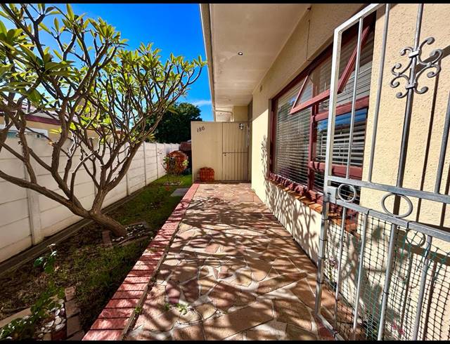 4 BEDROOM HOUSE FOR SALE IN GOODWOOD ESTATE